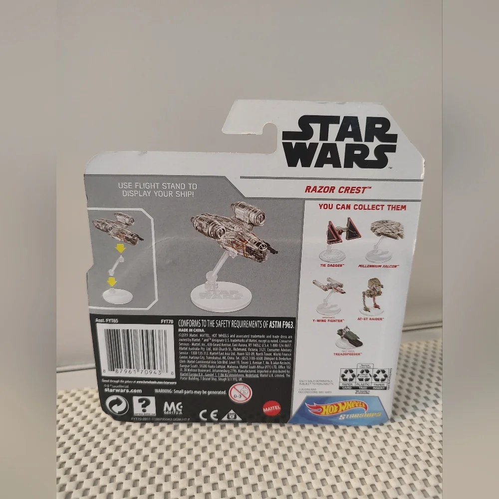 Hot Wheels Starships Razor Crest Star Wars Die-Cast NWT Disney